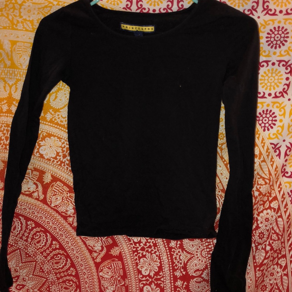 Long sleeve crop top